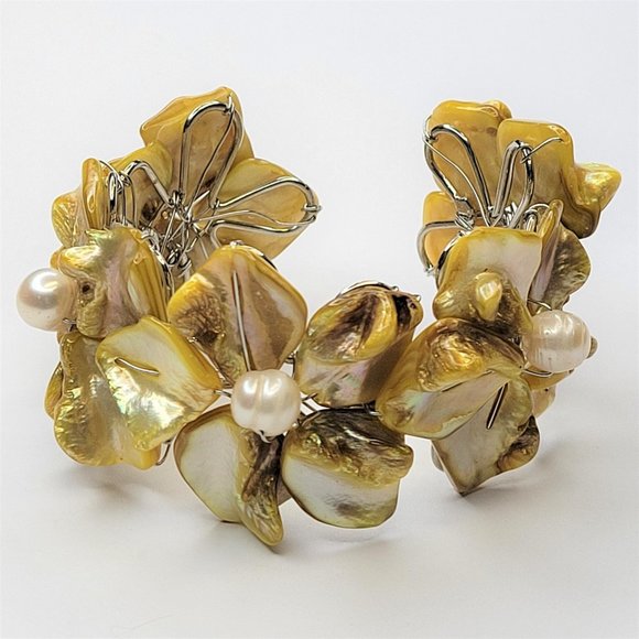 Yellow Shell and Pearl Adjustable Cuff Bracelet Bangle - NEW - Picture 2 of 13